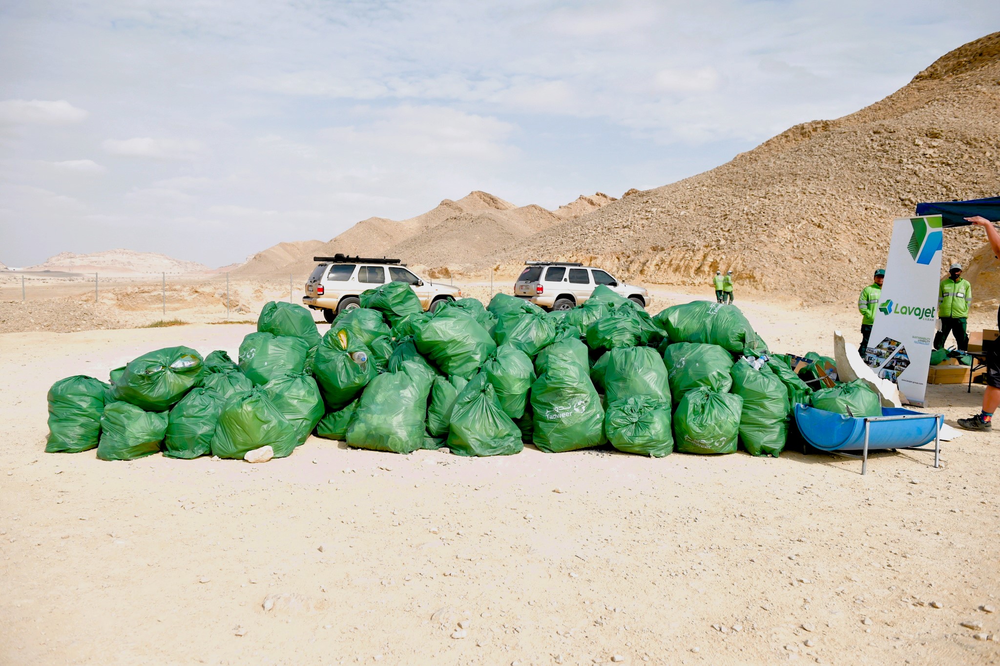 Al Ain Clean-Up Campaign - Organized by Lavajet in Partnership with Tadweer and Local Organizations - Image 1